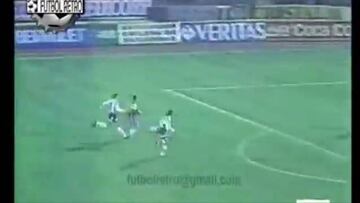 ¡Se cumplen 22 años del primer partido de Salas por la Roja!