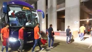 La plantilla del Atlético de Madrid visita hoy La Peineta