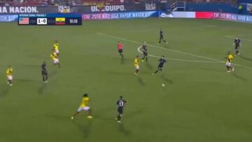 Christian Pulisic se deshizo de dos ecuatorianos... ¡dos veces!