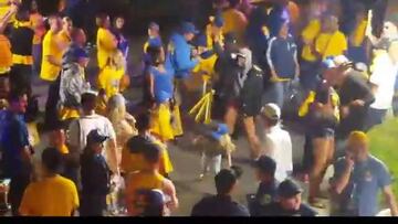 La fiesta se alargó horas fuera del pabellón de los Warriors