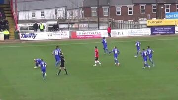 Los golazos de Akinfewa, la 'mole' que busca club