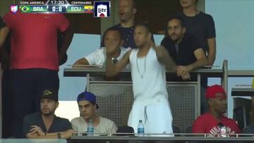 Neymar se divierte con Justin Bieber y Hamilton viendo a Brasil