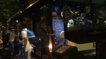 James y Pékerman conmocionan Houston