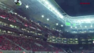 Las fintas y lujos de Alexis protagonizan trailer de PES 17