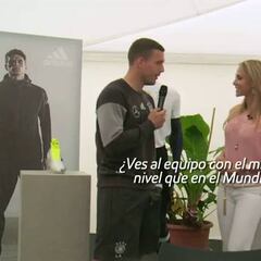 Lukas Podolski: Todos quieren ganarle al campeón del mundo