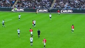 El taconazo de Cristiano en la cara de Bale en el año 2009