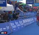 Triathlon disqualification after hand gesture to officials