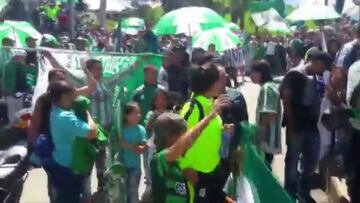 El espectacular banderazo de Atl. Nacional antes de la final