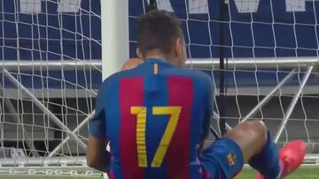 ¡Pero que fácil lo hace Messi! Pase de increíble precisión