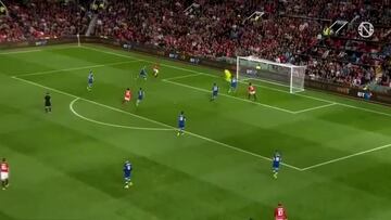 Ibrahimovic quiso pero no pudo marcar en el Old Trafford