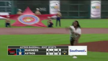 Simone Biles enamoró a la MLB con este saque de honor
