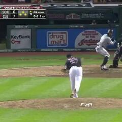 Eaton hace un grand slam para ganar...¡con un globo de chicle!