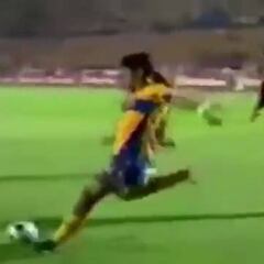 Clase y eficacia: el top 5 de Alan Pulido en México