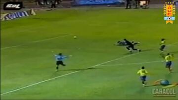 Los debuts de las estrellas con su selección: te sorprenderá...