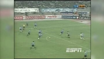 Grande Raúl: la asistencia de tacón que te dejará en shock