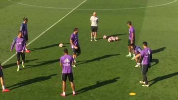 Cristiano regaña a James en el entrenamiento y Pepe lo anima