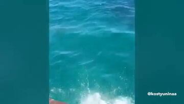 Ekaterina Kostjunina, the hot Russian referee dives into the sea