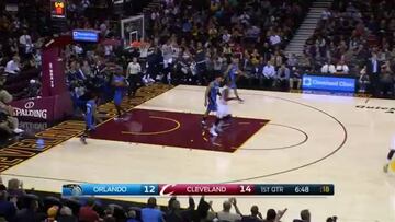 Los Cavs de LeBron empezaron el camino al bicampeonato