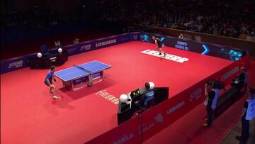 Cuando un punto de tenis de mesa se convierte en un circo
