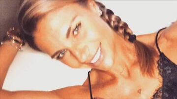 Martina, la bella presentadora que eclipsó los Golden Foot