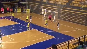 Doblete de Ricardinho y derrota del Barça en el inicio de la Liga