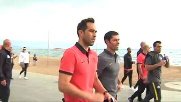 De selfie en selfie: el paseo de Bravo y el City por Barcelona