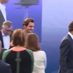 Nadal inaugura su academia con la presencia de Roger Federer