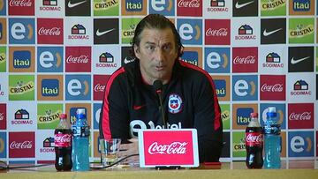 Ausencia de Valdivia y Pinilla destacan en la nómina de Pizzi