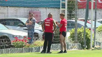 Bravo llegó a Chile y se integra a los entrenamientos de la Roja