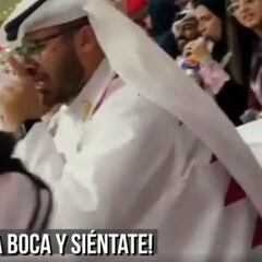 El gesto de un fan de Ecuador tras el gol que arrasa en redes: saltaron chispas con varios qatarís