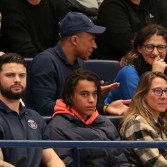 Esto es lo que hizo Mbappé con su madre para fichar con Madrid