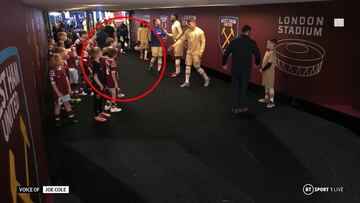 Un ni?o va a saludar a su estrella y hace esto: atentos a lo que le sucedi車 a Thiago Silva