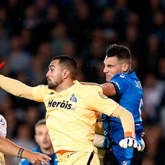 El jugador que se ofreció al Barça en enero sin éxito y ahora se sale en Champions