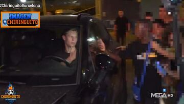 De Jong se enfada con los fans del Barça por esto que pasó al salir