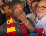 Umtiti rompe a llorar en su llegada a Lecce
