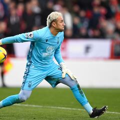 Keylor se desespera en la Premier