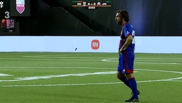 Debuta Pirlo en la Kings League y la primera que tiene hace esta barbaridad: es como el buen vino