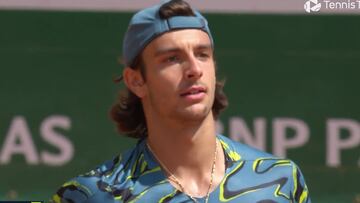 Le metes un 6-0 6-0 a un compatriota y haces esto