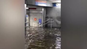 Inundación extrema en el Metro de Madrid: hay una toma desde dentro del vagón que impacta