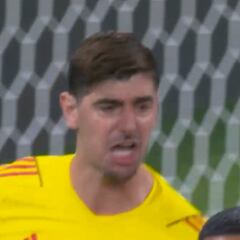 Señoras y señores, el mejor portero del mundo: brutal Courtois para salvar a su país