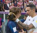 Les unió el madridismo y este es el resultado: precioso esto de Di María y Modric al final