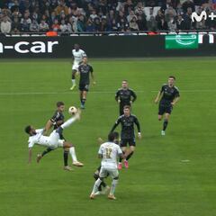 Tras lo de Garnacho, esto de Aubameyang va a tocar el corazón culé: otro golazo de chilena