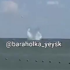 Un avión de combate ruso se estrella ante los bañistas