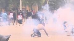 El sillazo en la cabeza que dejó KO a un ultra en la pelea