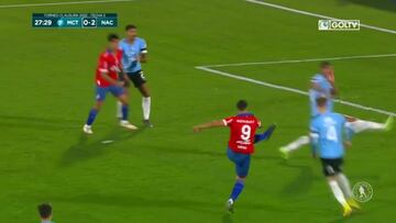 Luis Su¨¢rez dispara la ilusi¨®n como hac¨ªa mucho tiempo: vean su golazo y recital