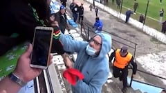 Lamentable: el presidente de un club agrede a un periodista y tiene que intervenir la seguridad