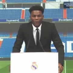 Sorprendió a todos y se ganó a muchos: así se lanzó Tchouaméni en su presentación