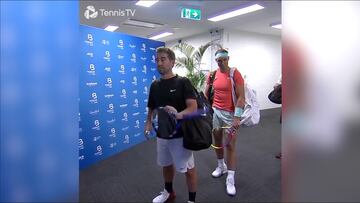 Los pelos de punta: as¨ª recibieron a Nadal casi un a?o despu¨¦s de pisar por ¨²ltima vez una pista de tenis