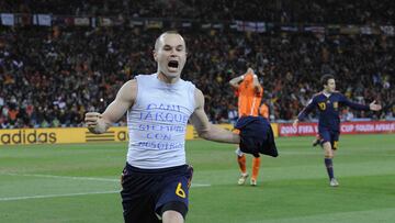 “Le conté a mi padre que quería pelarme como Iniesta y me dijo que era calvo”