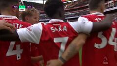 El Arsenal homenajea a Marí con una goleada